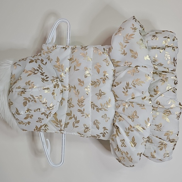 Little Lass White 4T Hooded Zip Up Vest with Gold Floral Pattern - Picture 4 of 8